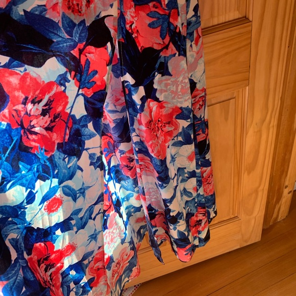 Floral maxi dress - Picture 4 of 5